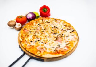 Pizza Prosciutto e Funghi